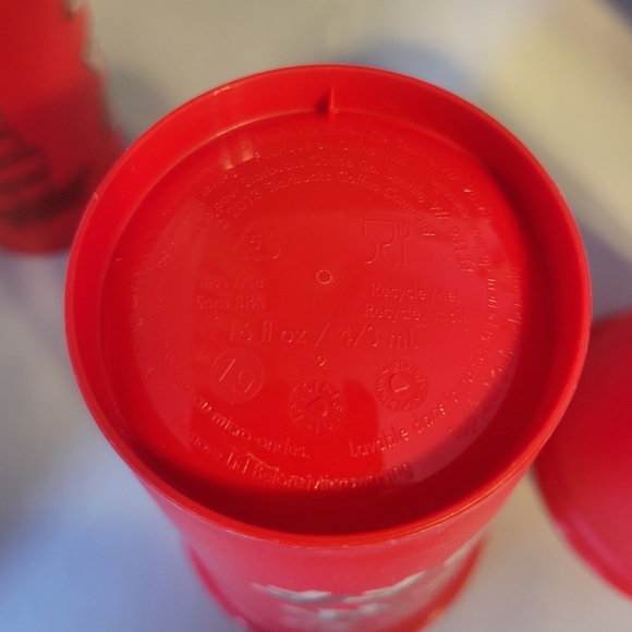 4 Starbucks Limited Edition Red Holiday 2013 Reusable plastic Cups Tumbler 16oz - Picture 10 of 10